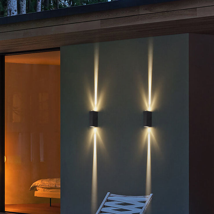 Maverick LED Outdoor Wall Light | Waterproof Aluminum, Modern Design 1