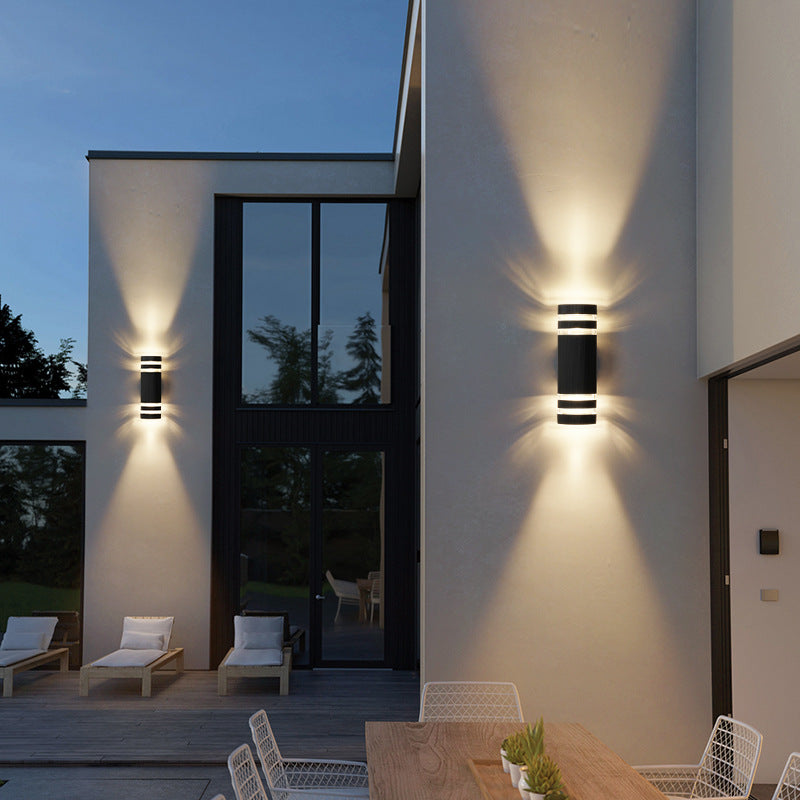 Orion Outdoor Wall Light | Modern Aluminum LED, Weather-Resistant 1